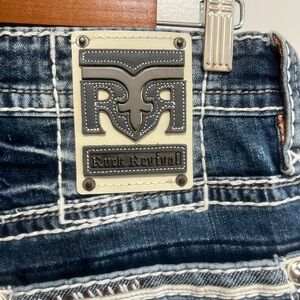 Men’s Rock Revival straight leg jeans NWT
